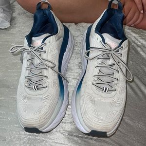 Hoka One One Bondi 7